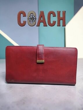 COACH Red Vintage Buffalo Calf Leather Continental Kisslock Wallet Preloved